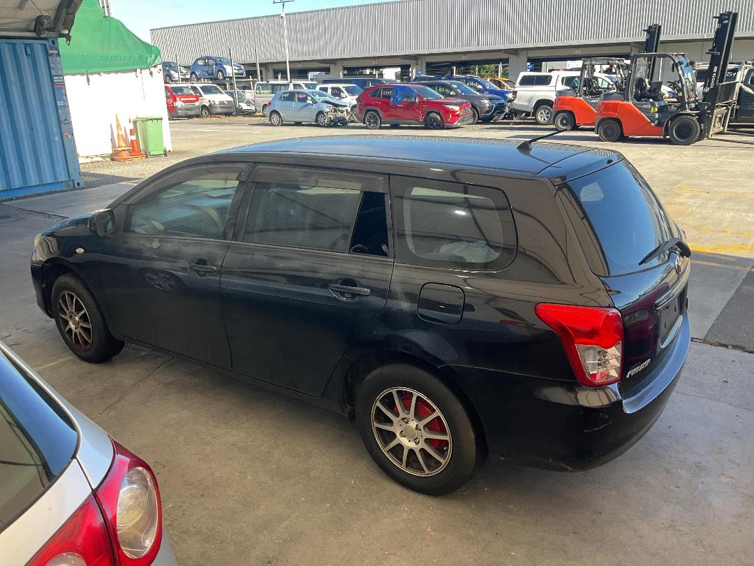 Photo '8' of Toyota Fielder