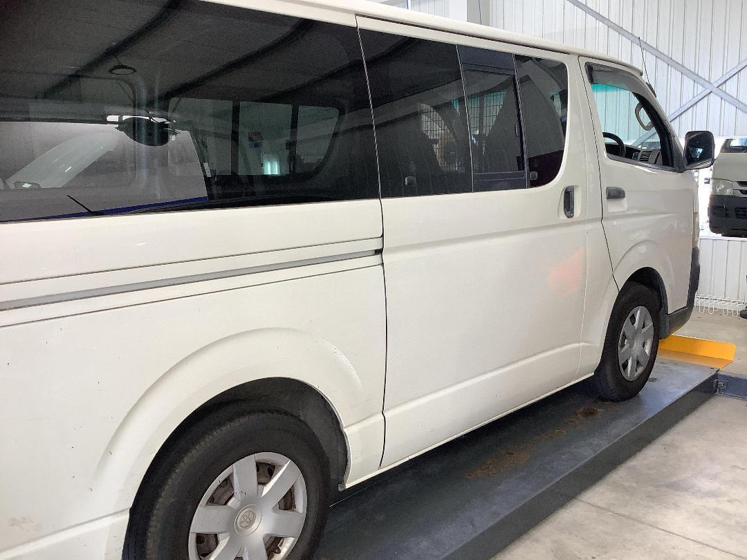 Photo '5' of Toyota Hiace