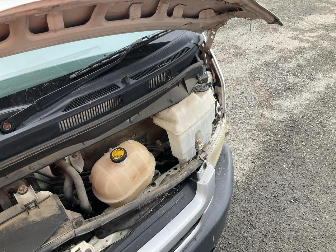 Photo '15' of Toyota Hiace 3.0DT ZX 4A 3 SEAT Van