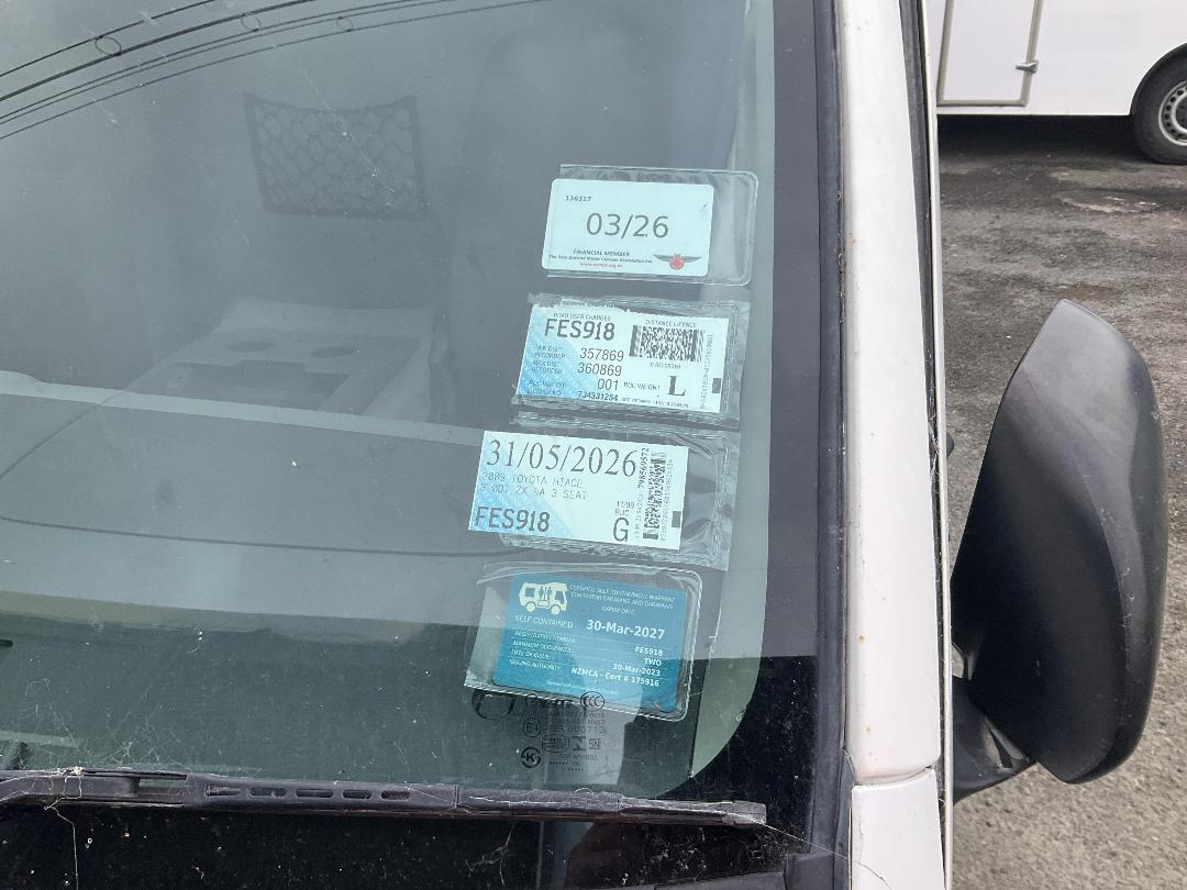 Photo '24' of Toyota Hiace 3.0DT ZX 4A 3 SEAT Van
