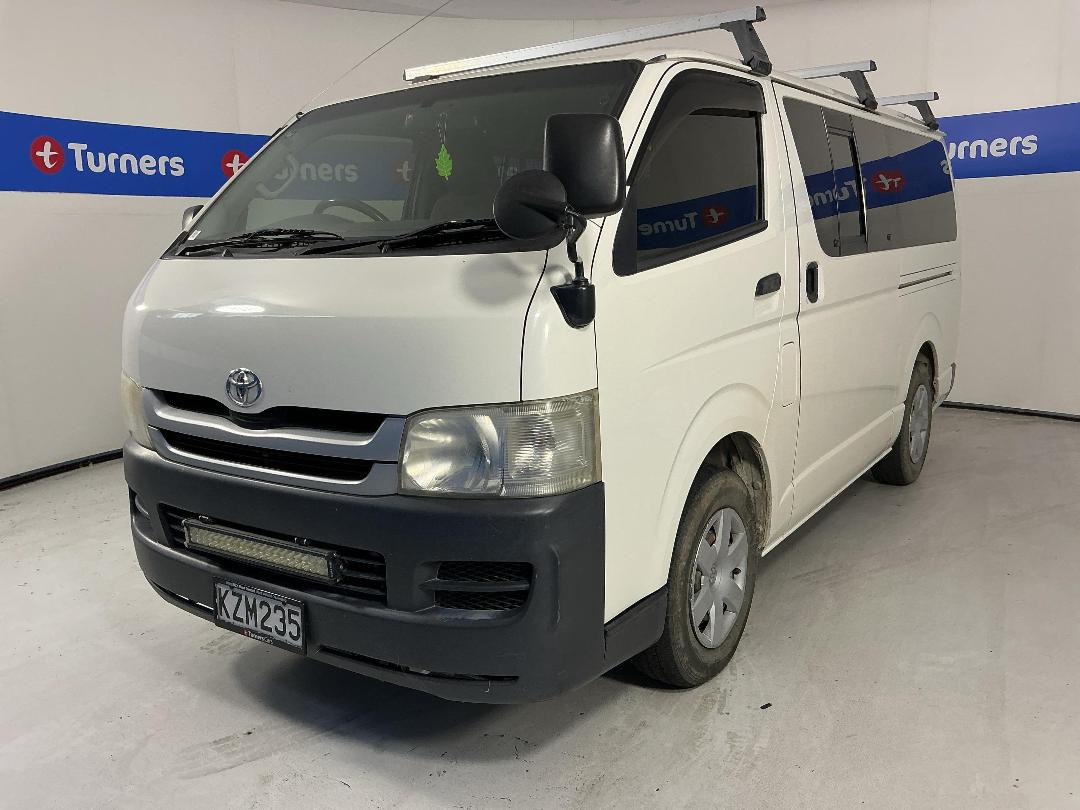 Photo '4' of Toyota Hiace Photo '4' of Toyota Hiace