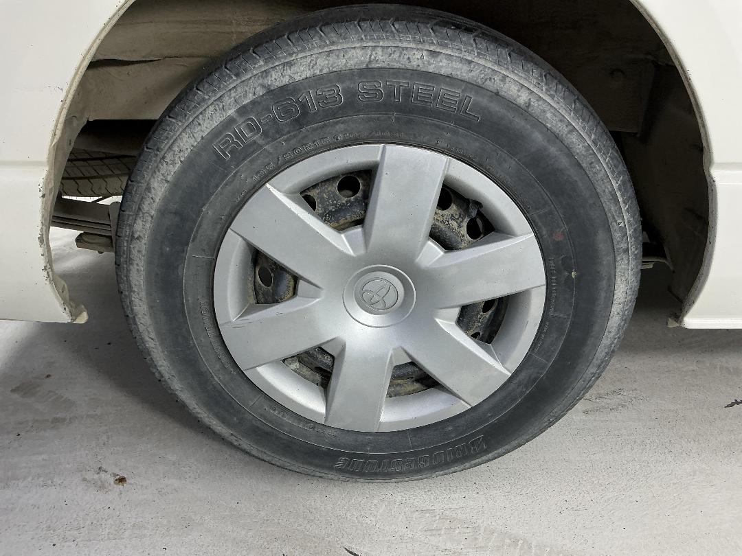 Photo '12' of Toyota Hiace Photo '12' of Toyota Hiace