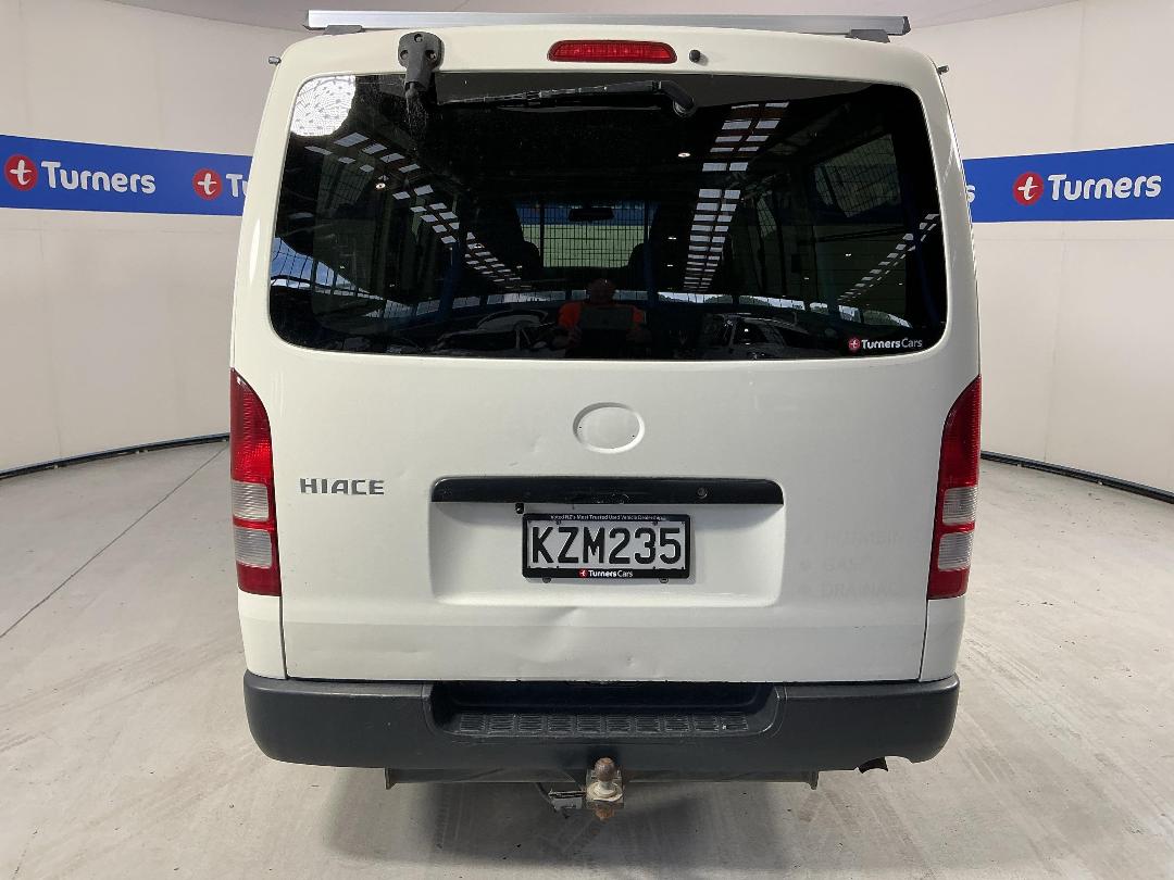 Photo '6' of Toyota Hiace Photo '6' of Toyota Hiace