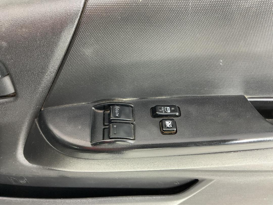 Photo '22' of Toyota Hiace Photo '22' of Toyota Hiace