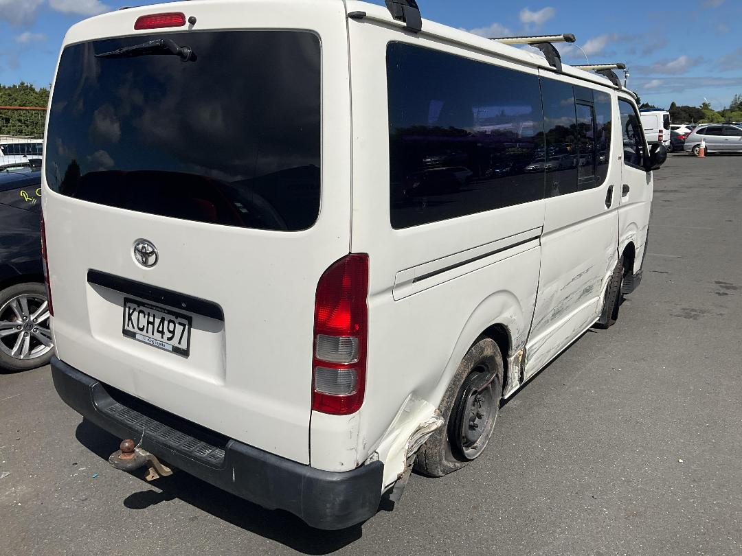 Photo '4' of Toyota Hiace T ZL