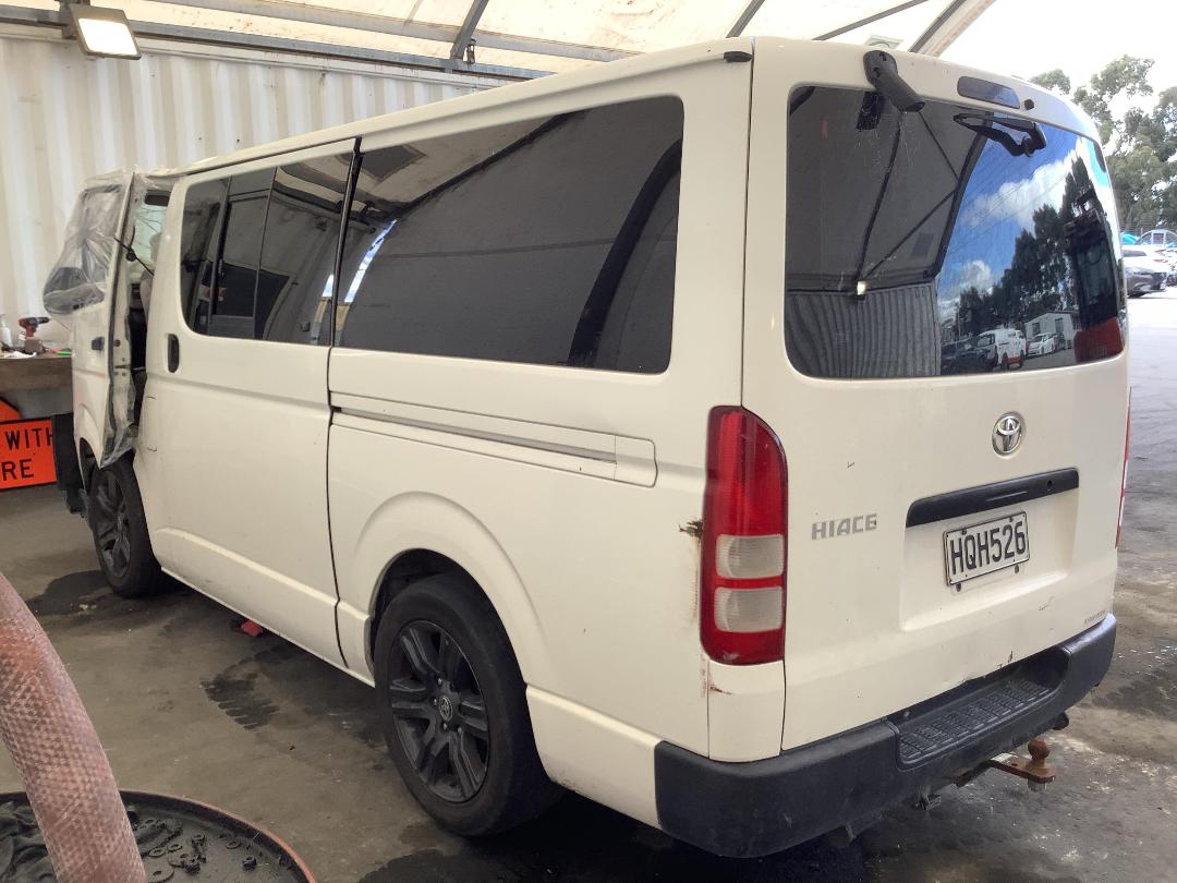 Photo '8' of Toyota Hiace