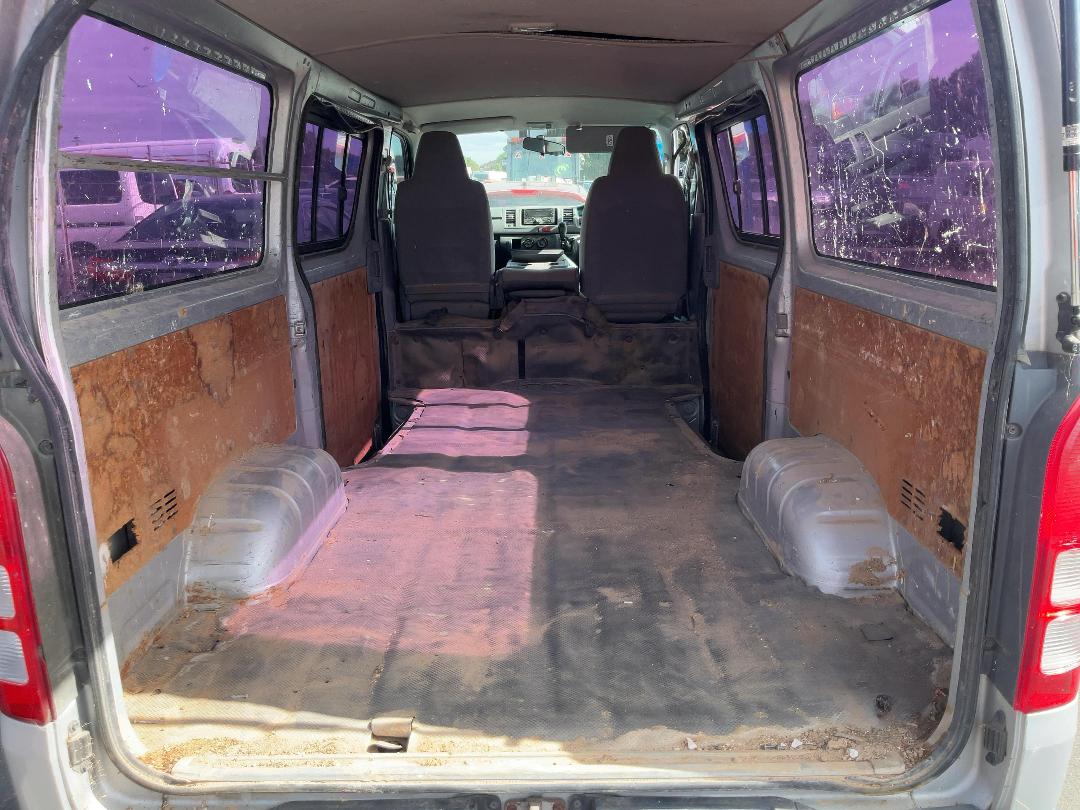 Photo '7' of Toyota Hiace T ZL