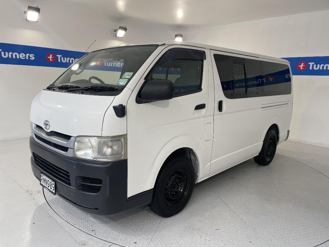 Photo '4' of Toyota Hiace