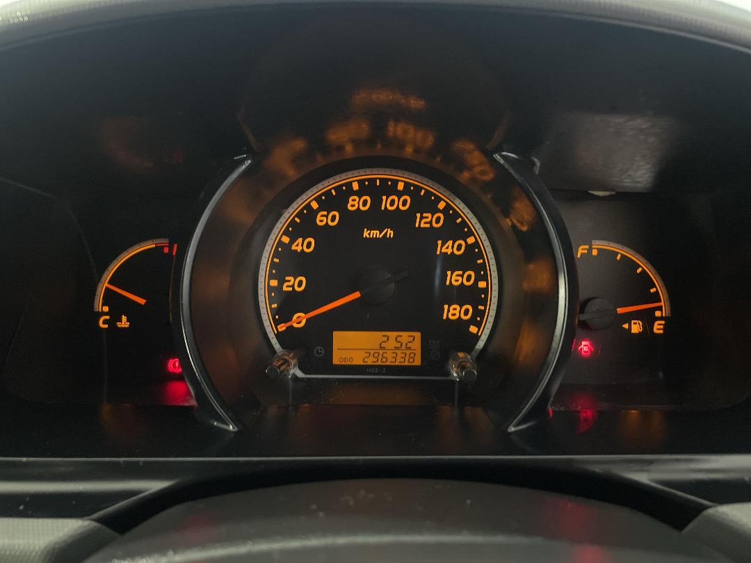 Photo '20' of Toyota Hiace