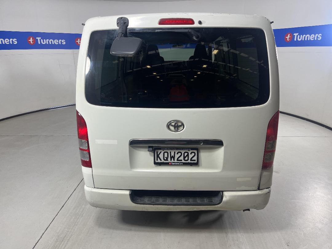 Photo '6' of Toyota Hiace Photo '6' of Toyota Hiace