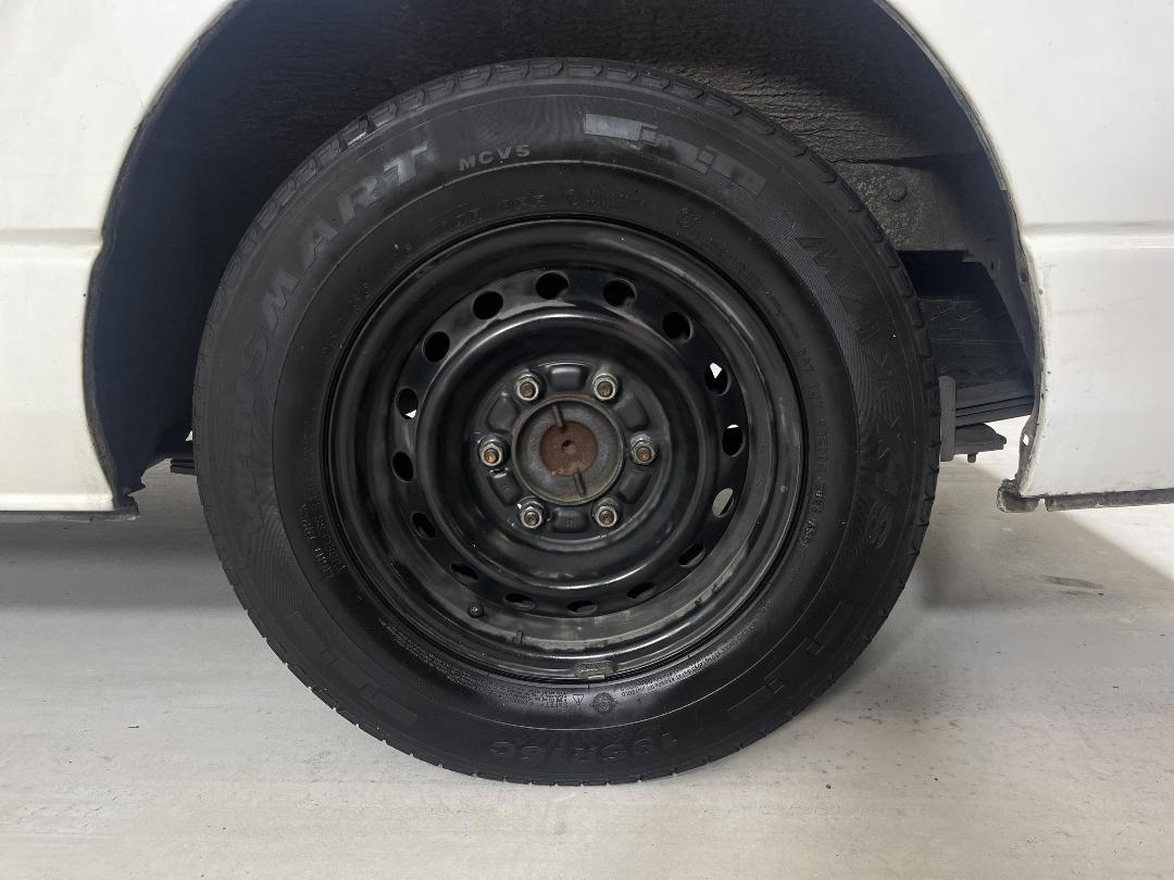 Photo '11' of Toyota Hiace Photo '11' of Toyota Hiace