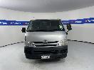Thumbnail '2' of Toyota Hiace