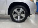 Thumbnail '9' of Toyota Highlander Thumbnail '9' of Toyota Highlander