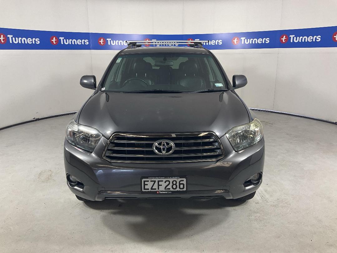 Photo '2' of Toyota Highlander