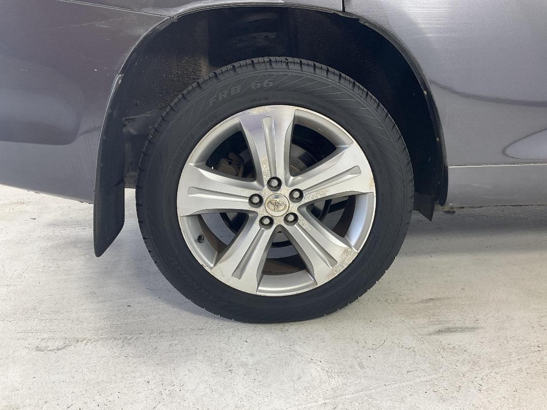 Photo '12' of Toyota Highlander