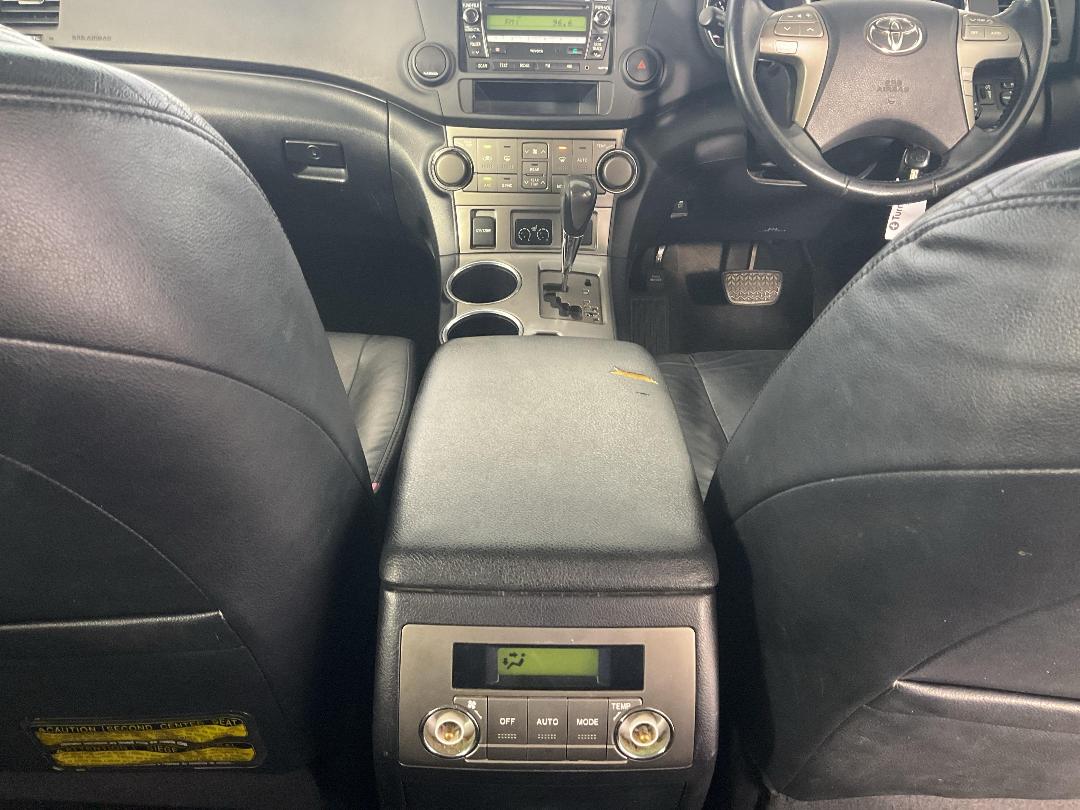 Photo '18' of Toyota Highlander