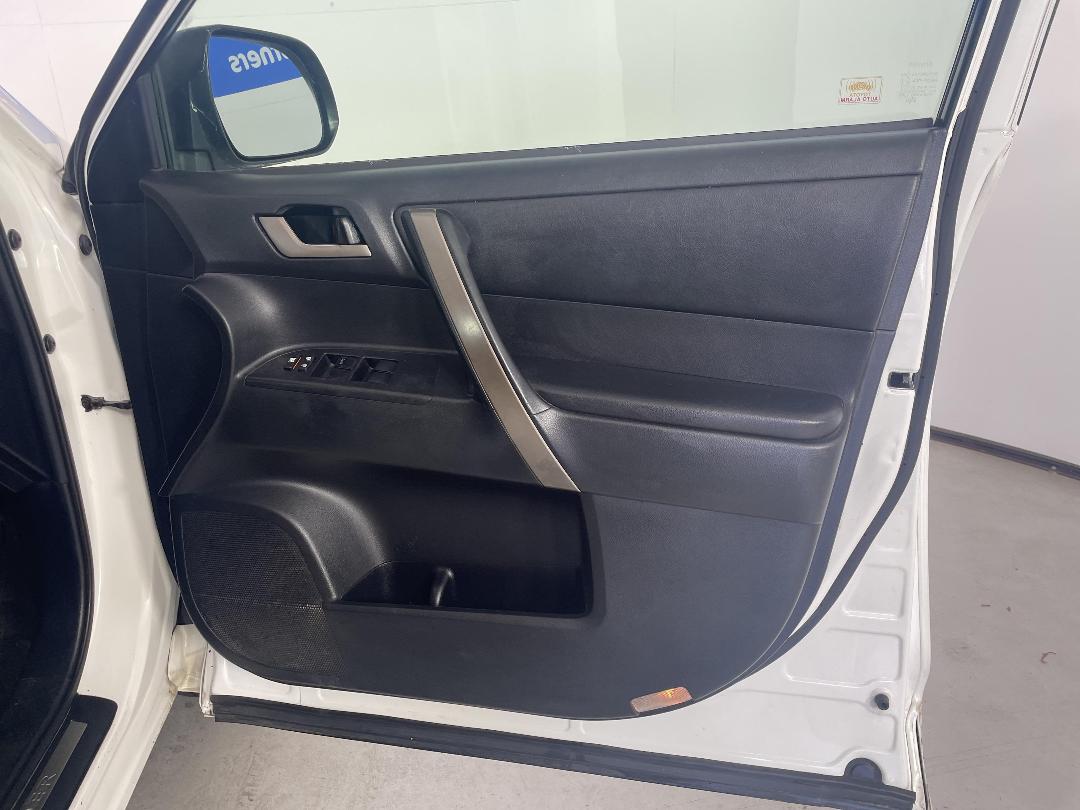 Photo '15' of Toyota Highlander