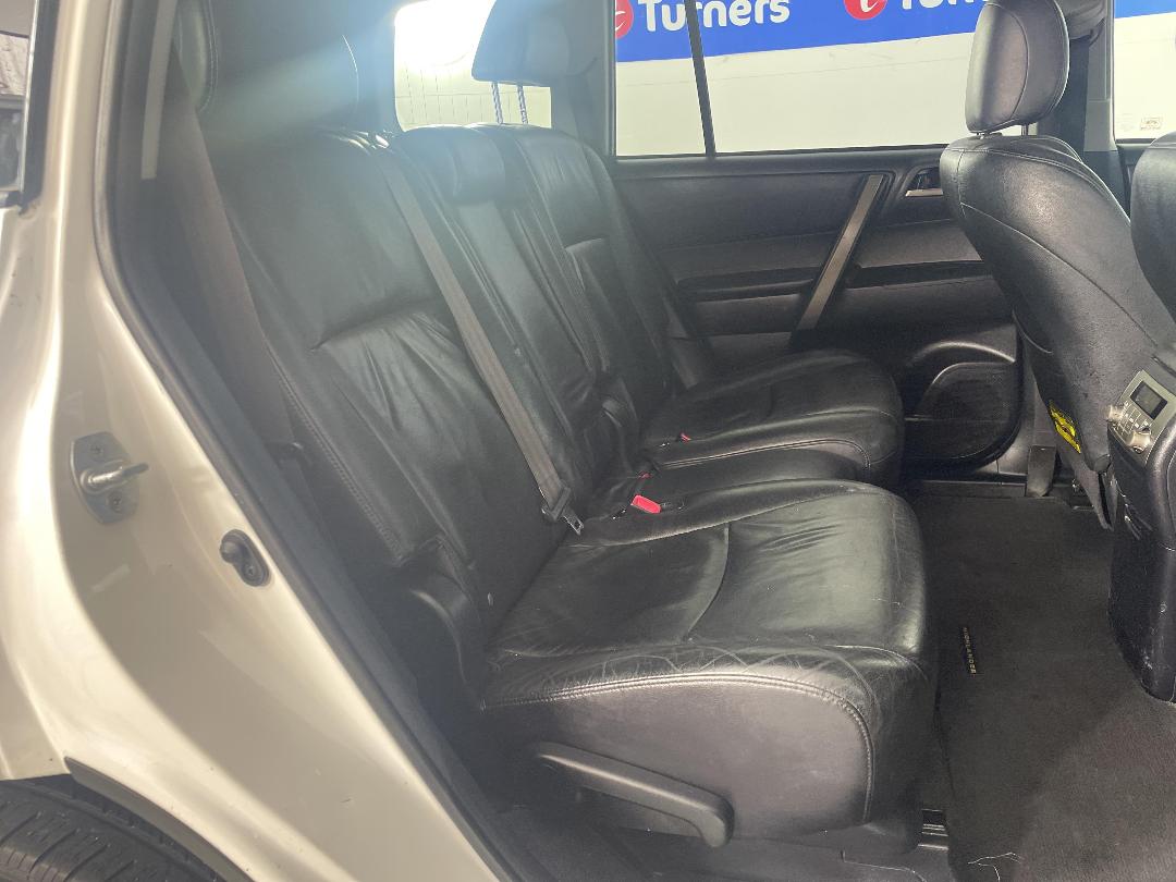 Photo '20' of Toyota Highlander