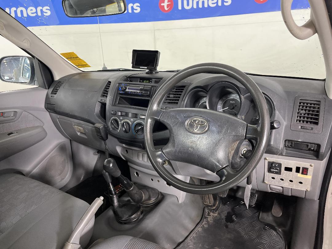 Photo '17' of Toyota Hilux Photo '17' of Toyota Hilux