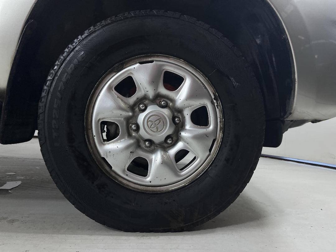 Photo '9' of Toyota Hilux