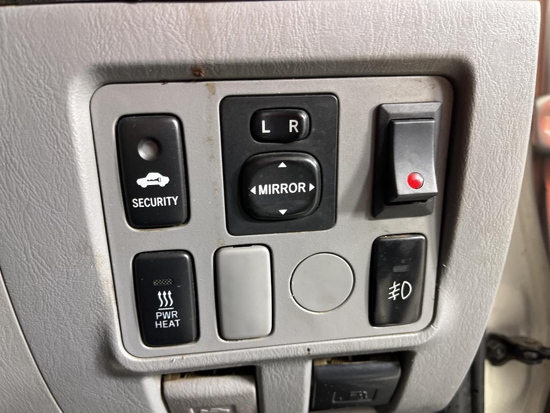 Photo '25' of Toyota Hilux