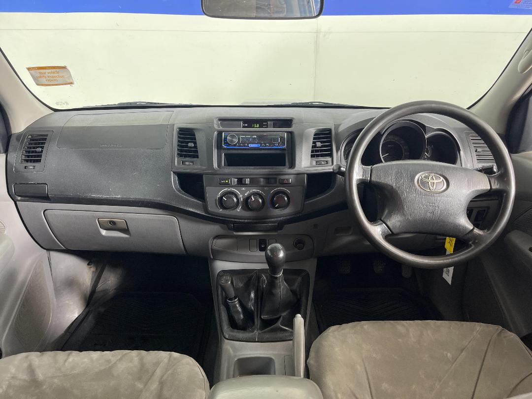 Photo '17' of Toyota Hilux