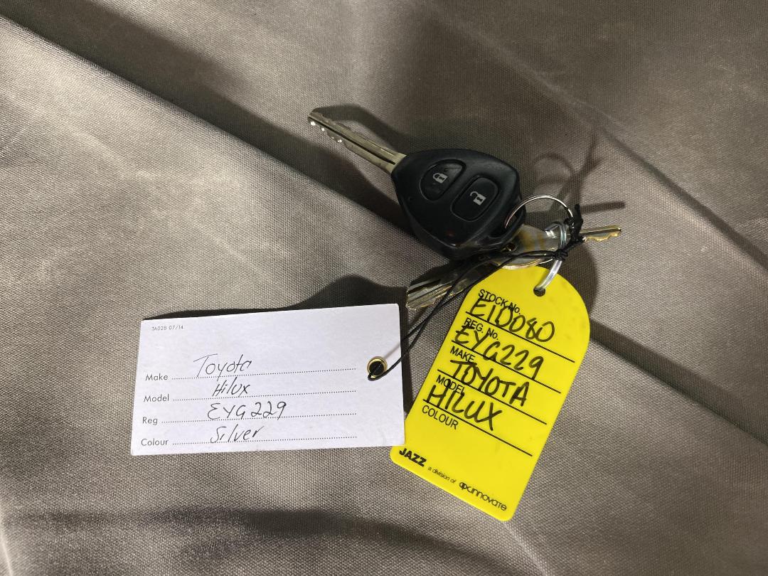 Photo '22' of Toyota Hilux