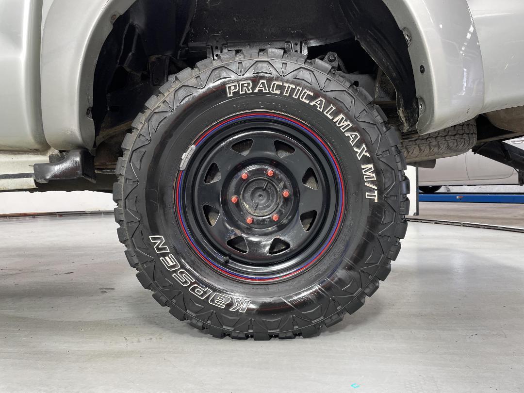 Photo '11' of Toyota Hilux