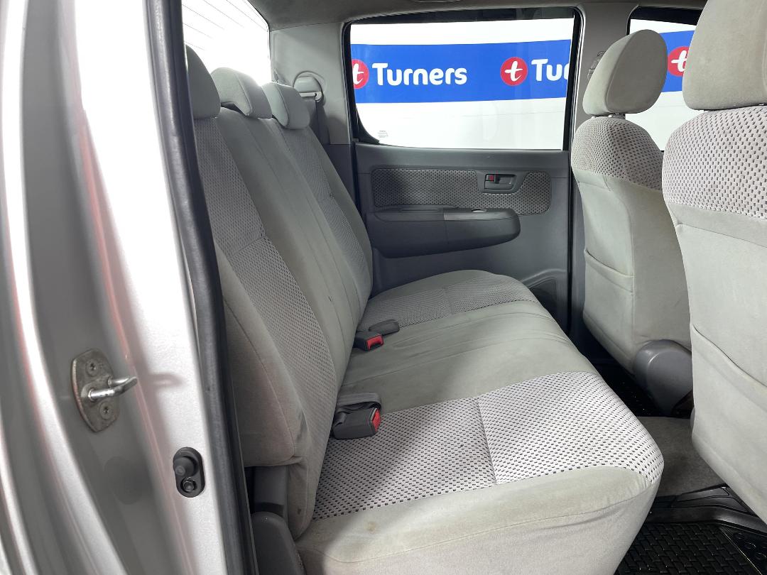 Photo '20' of Toyota Hilux