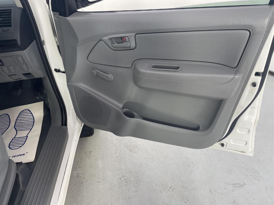 Photo '15' of Toyota Hilux