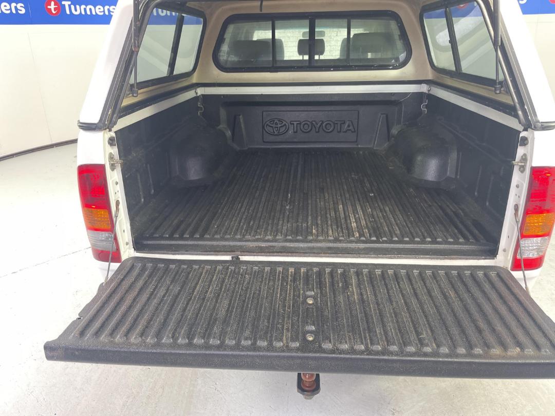 Photo '14' of Toyota Hilux