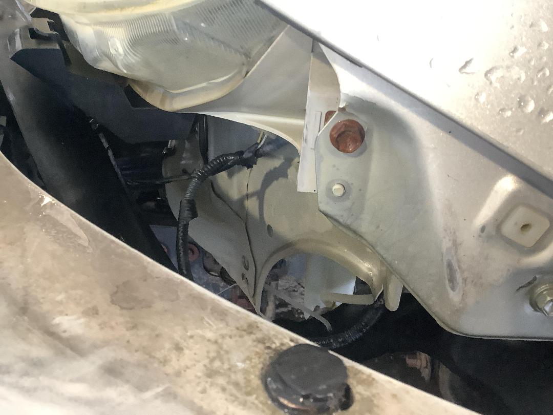 Photo '3' of Toyota Hilux TD SR5 DC