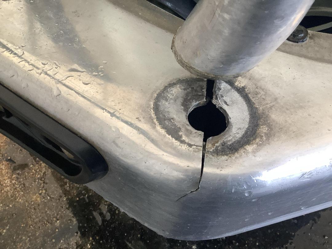 Photo '4' of Toyota Hilux TD SR5 DC