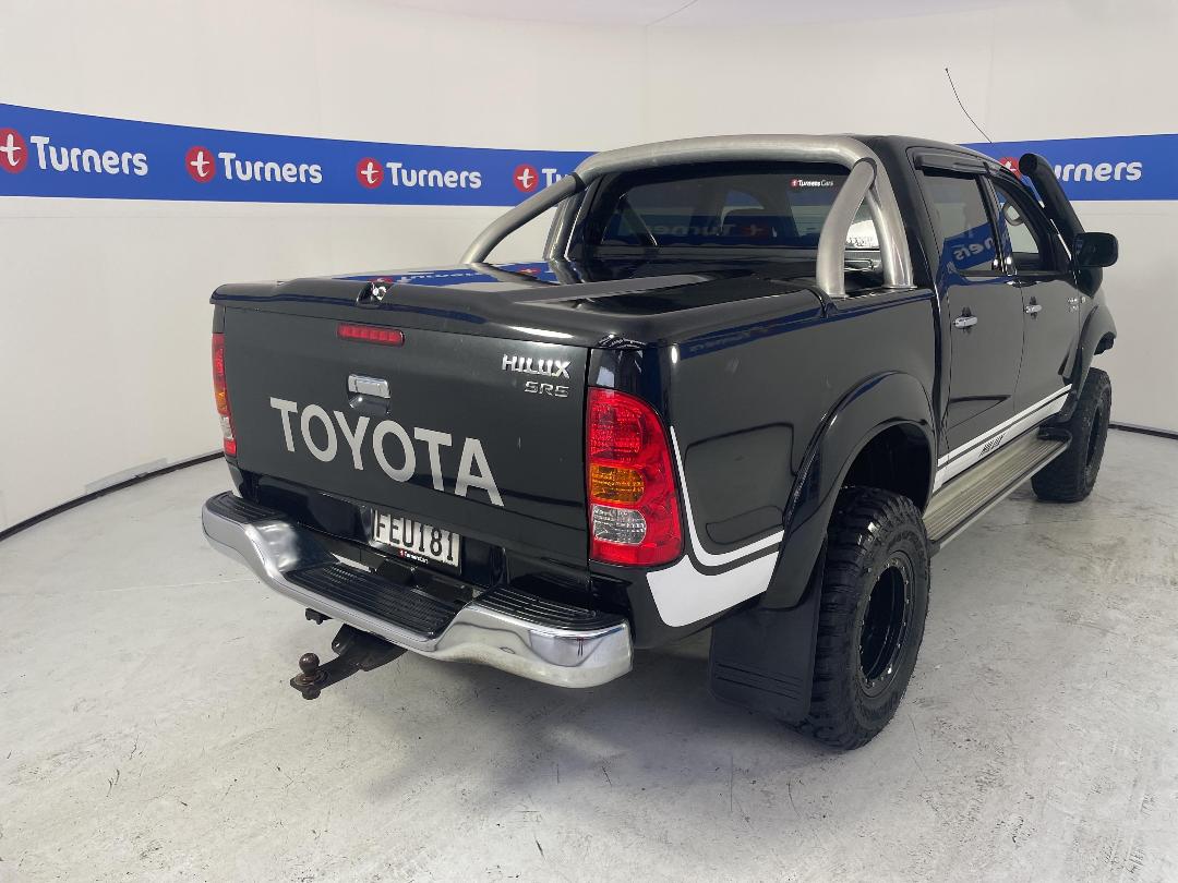 Photo '7' of Toyota Hilux Photo '7' of Toyota Hilux