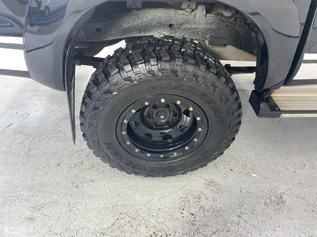 Photo '12' of Toyota Hilux Photo '12' of Toyota Hilux