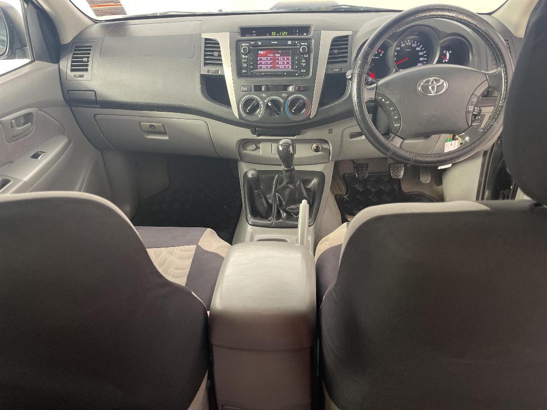 Photo '17' of Toyota Hilux Photo '17' of Toyota Hilux