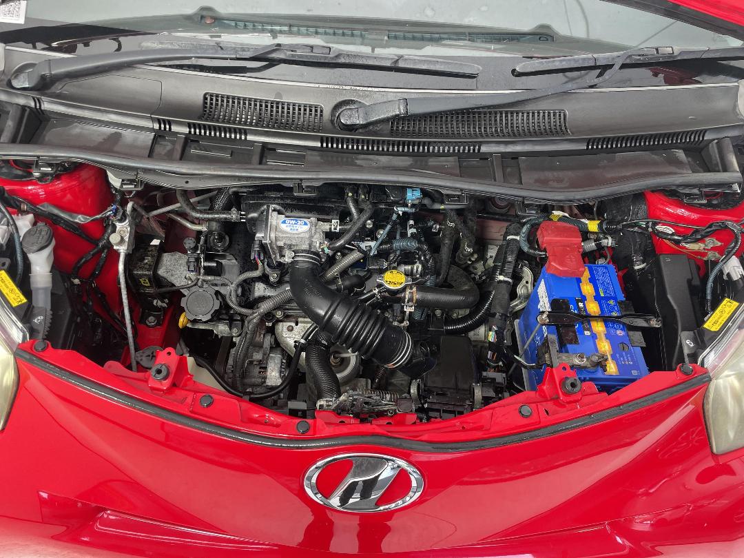 Photo '13' of Toyota IQ