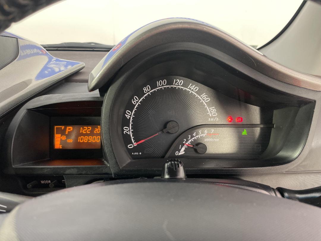 Photo '20' of Toyota IQ