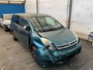Thumbnail '1' of Toyota Isis