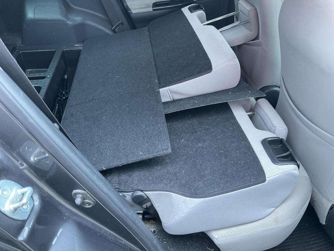 Photo '16' of Toyota IST