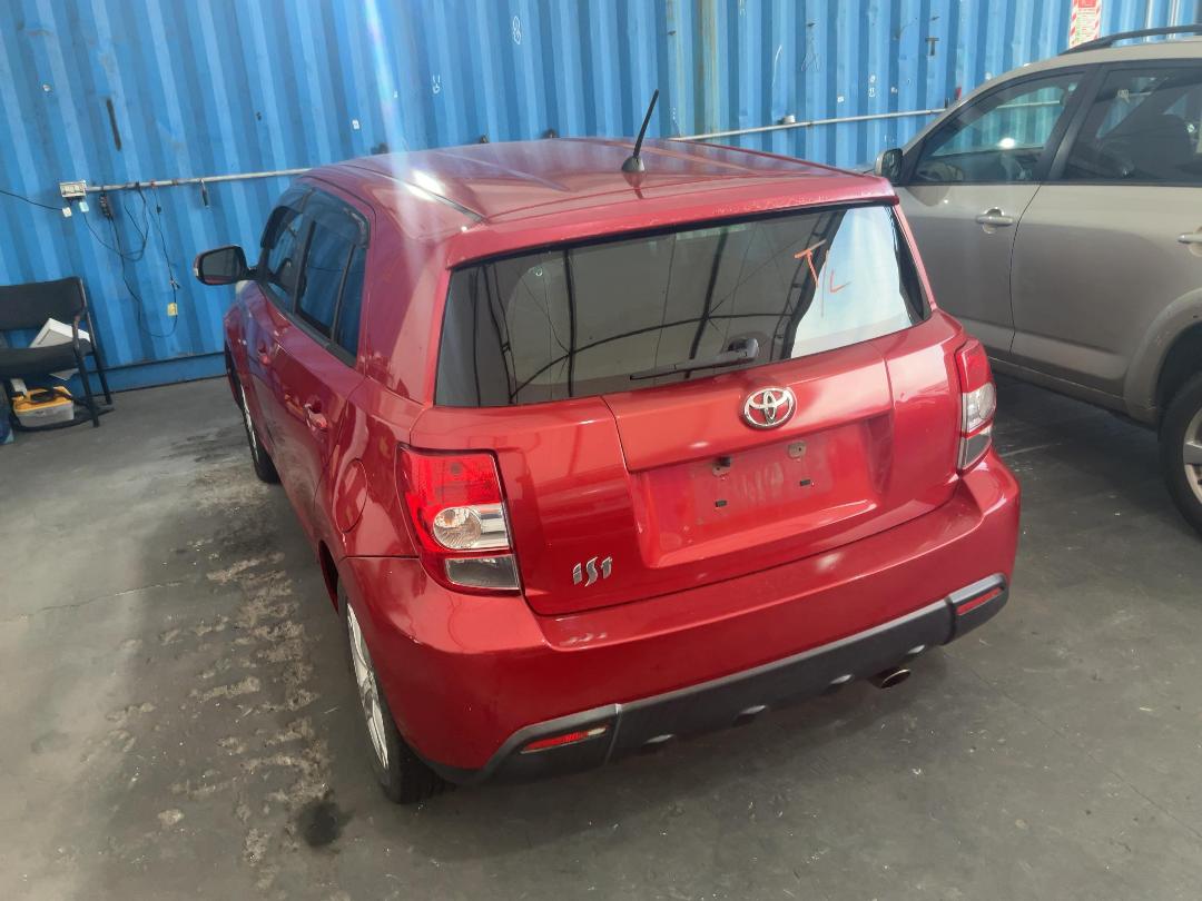 Photo '10' of Toyota IST