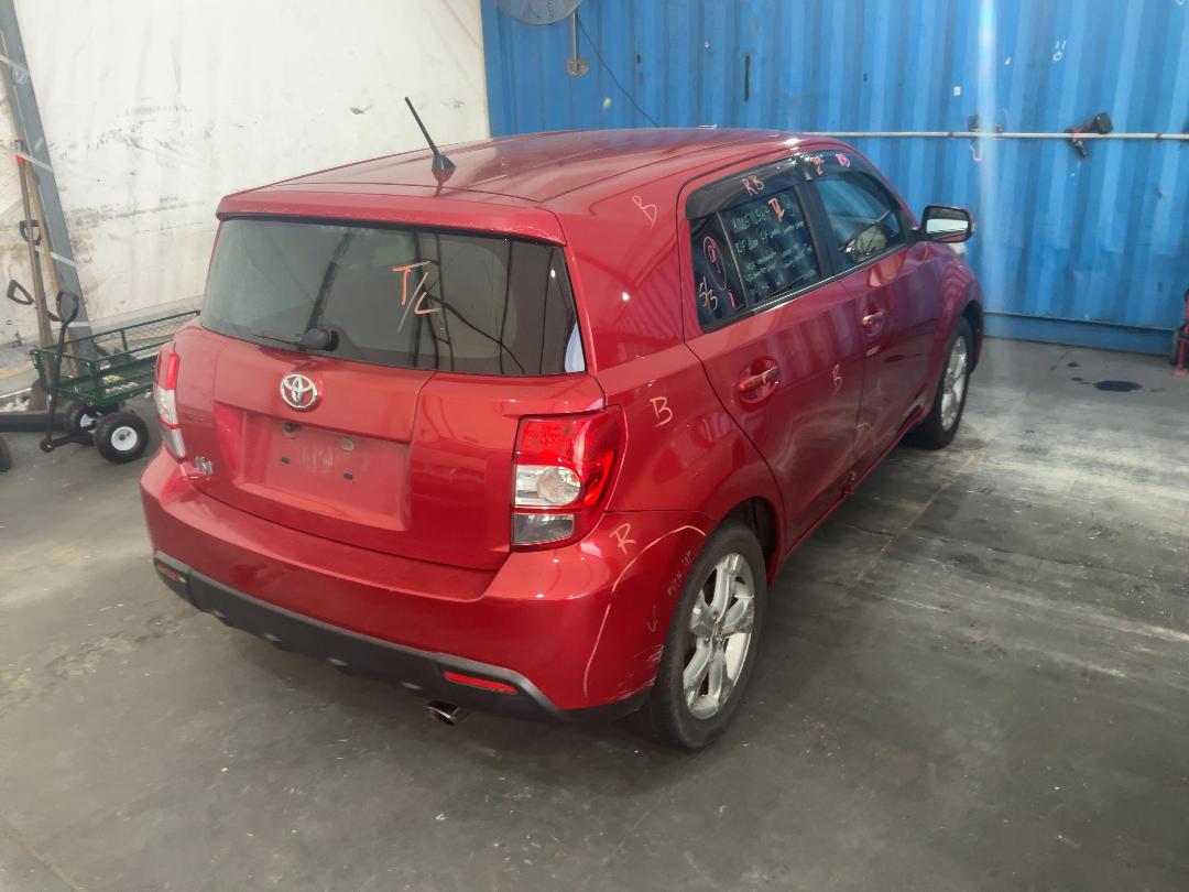 Photo '11' of Toyota IST