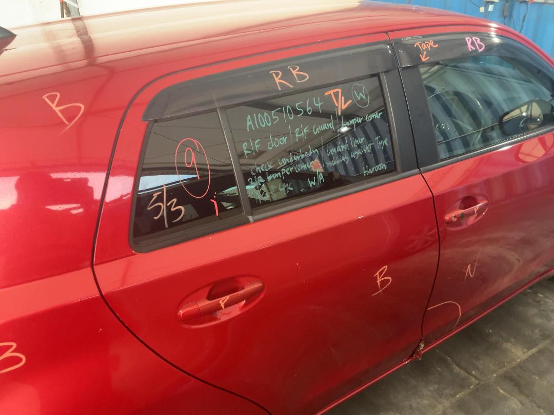 Photo '13' of Toyota IST