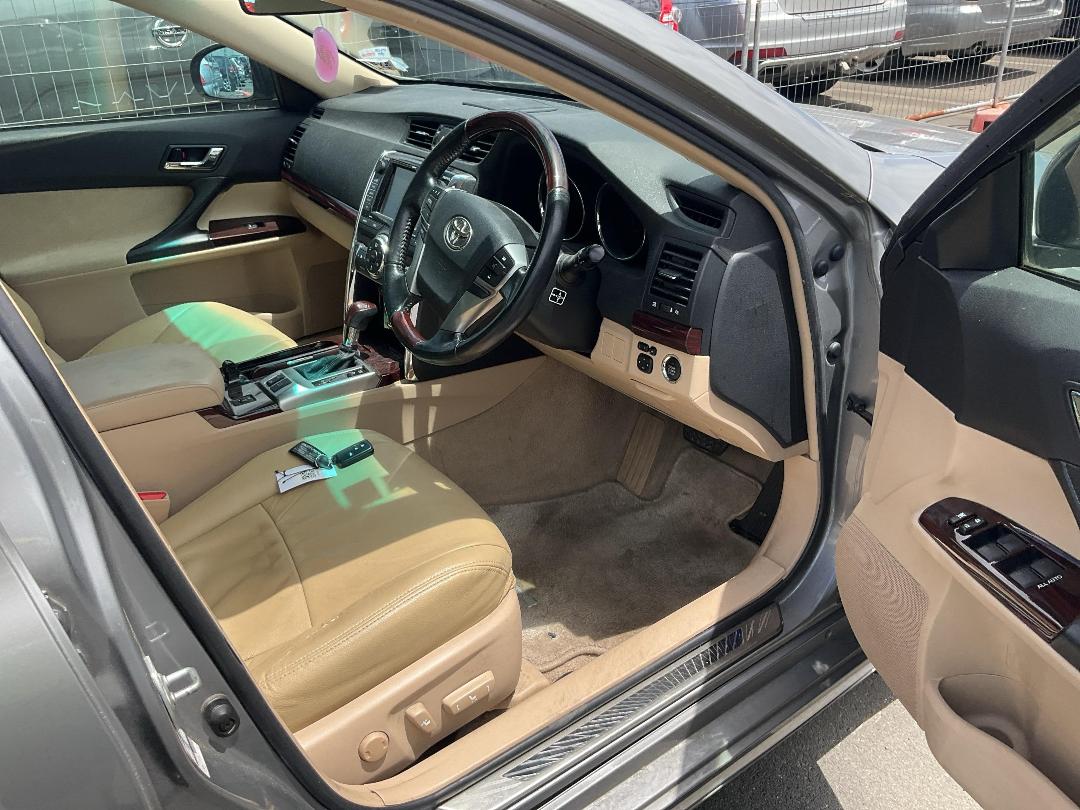 Photo '13' of Toyota Markx Photo '13' of Toyota Markx