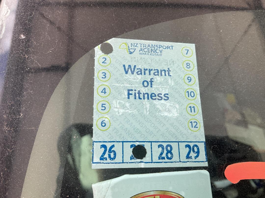 Photo '25' of Toyota Prius