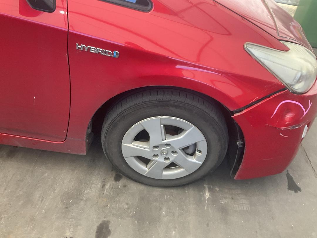 Photo '2' of Toyota Prius