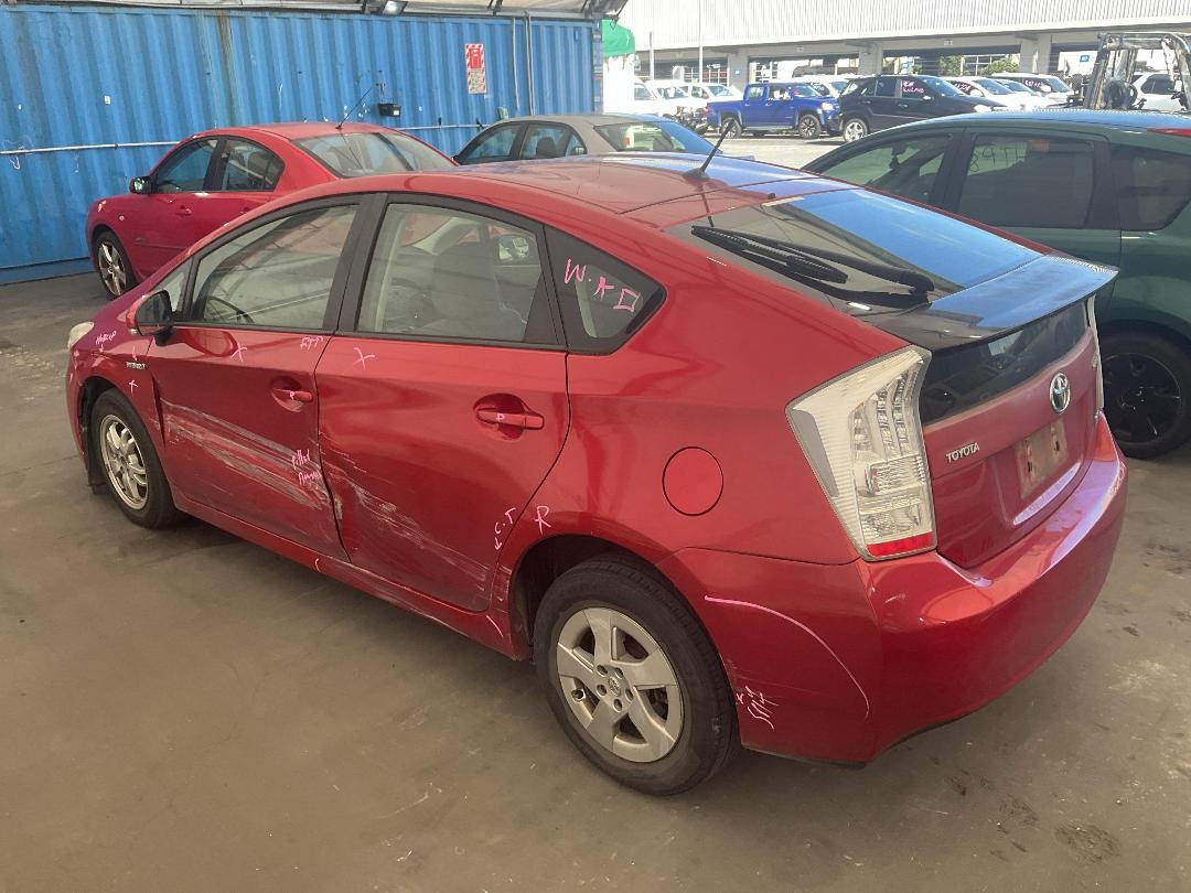 Photo '10' of Toyota Prius