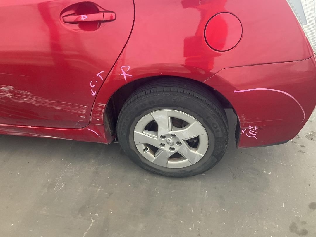 Photo '11' of Toyota Prius