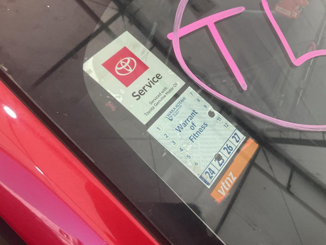 Photo '26' of Toyota Prius