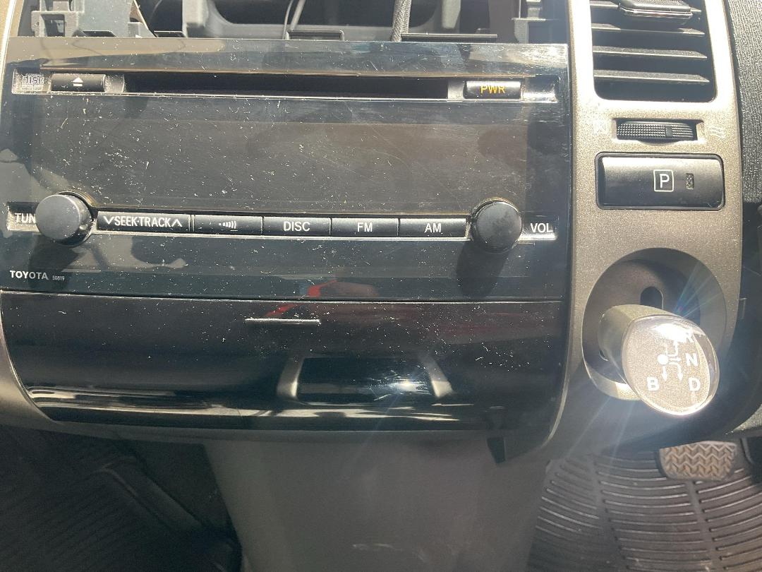 Photo '10' of Toyota Prius Hybrid Photo '10' of Toyota Prius Hybrid